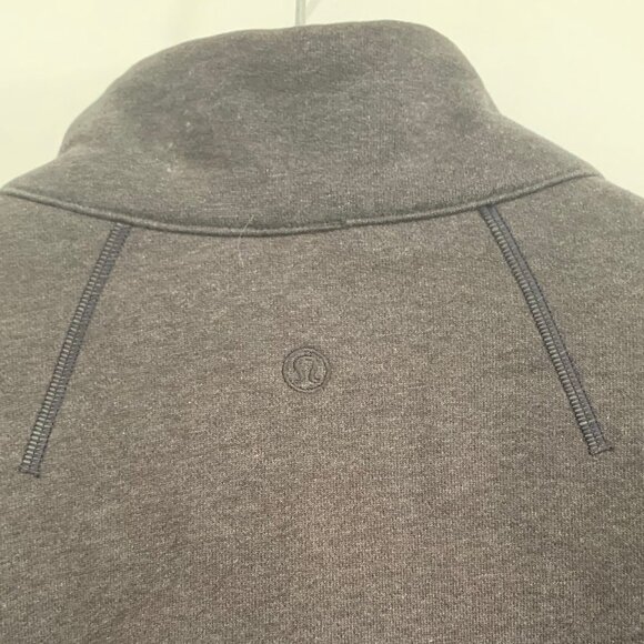 Lululemon Dark Grey Men Jacket with Pockets Size L - Picture 12 of 15